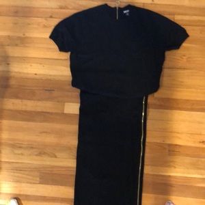 DKNY Knit top and shirt
